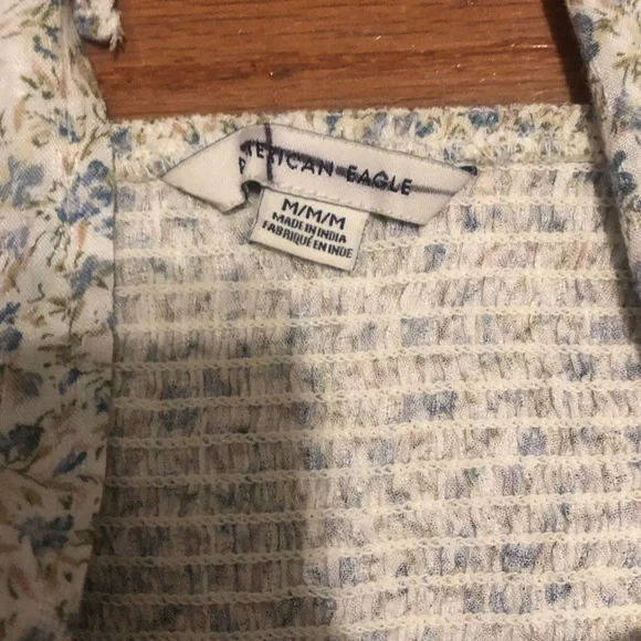 American Eagle floral blue blouse Size Medium coquette brandy melville inspired - Picture 6 of 7